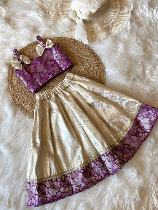 Banarasi Silk 2 Sided Bow Sleeve Lehenga