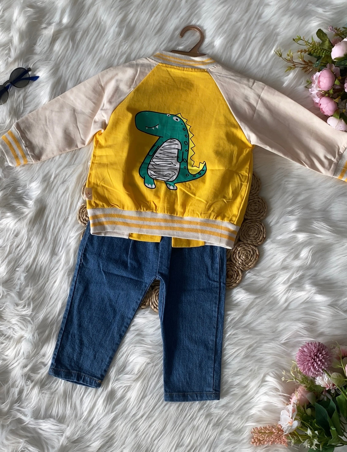 DINO Yellow 3pc Set