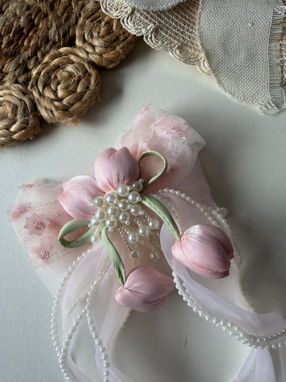 Tulip Pearl Hair Bow Clip / Pin
